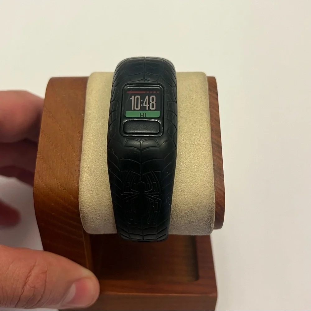Garmin‎ Vivofit Jr.2 (Spider-Man, kids watch)